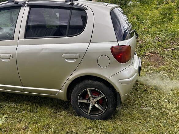 2002 Toyota Vitz I (P10), серый, 350000 рублей - вид 10