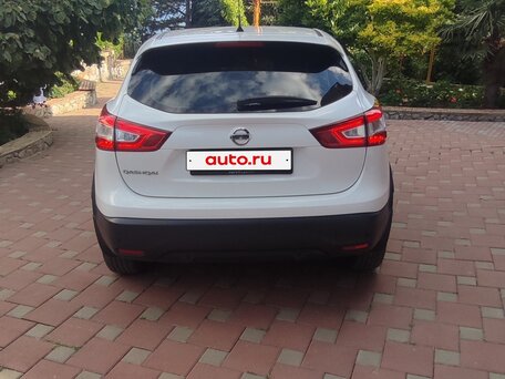 2016 Nissan Qashqai II, белый, 1950000 рублей, вид 4