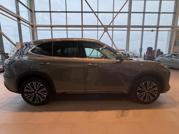 2026 Geely EX5 Гибрид EM-R, серый - вид 3