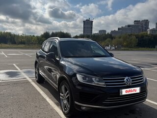 2016 Volkswagen Touareg II Рестайлинг, чёрный, 2700000 рублей, вид 3