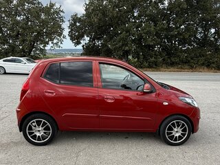 2013 Hyundai i10 I, красный, 915000 рублей, вид 2