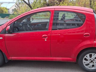 2010 Citroen C1 I Рестайлинг, красный, 370000 рублей, вид 4