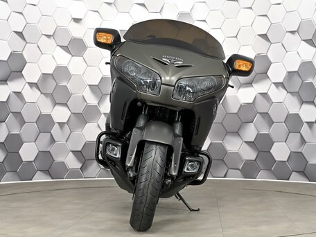 2015 Honda GL 1800 Gold Wing, серый, 1377000 рублей, вид 5