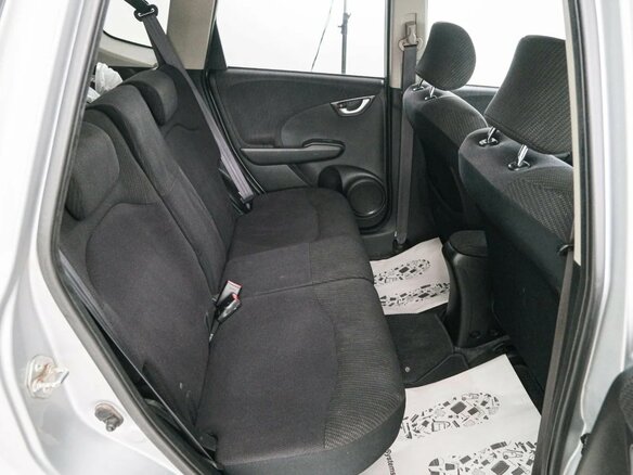 2011 Honda Fit Hybrid II, серый, 899000 рублей - вид 19