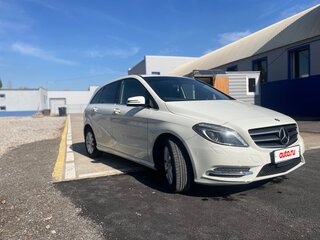 2013 Mercedes-Benz B-Класс 180 II (W246), белый, 1150000 рублей, вид 3