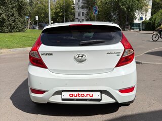2012 Hyundai Solaris I, белый, 1100000 рублей, вид 5