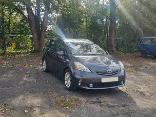2013 Toyota Prius v (+) I (ZVW40/41), серый, 1169824 рублей, вид 1