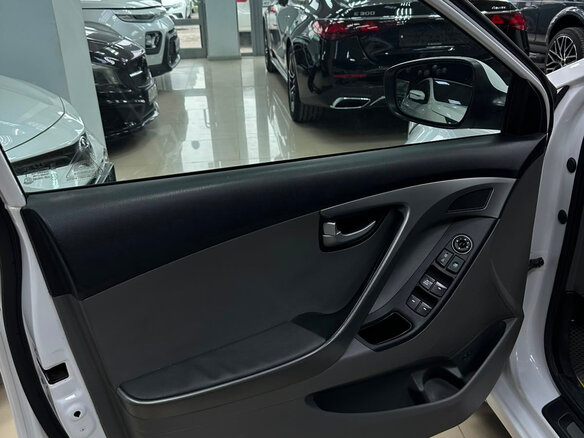 2014 Hyundai Elantra V (MD) Рестайлинг, белый - вид 18