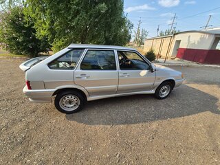2004 Lada (ВАЗ) 2114, серебристый, 180000 рублей, вид 3