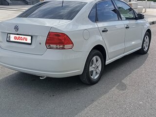 2014 Volkswagen Polo V, белый, 1150000 рублей, вид 4