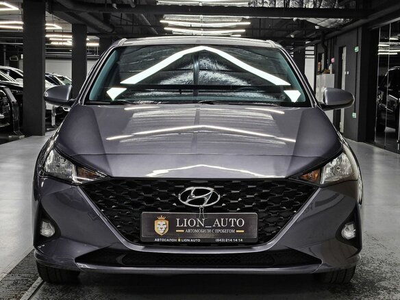 2020 Hyundai Solaris II Рестайлинг, серый, 1580000 рублей - вид 1