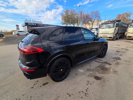 2016 Porsche Cayenne Diesel II Рестайлинг (958), чёрный, 3900000 рублей, вид 3