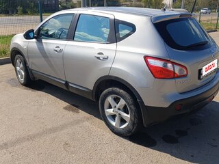 2012 Nissan Qashqai I Рестайлинг, серебристый, 1000000 рублей, вид 3