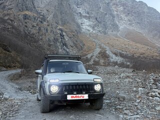 2006 Lada (ВАЗ) 2131 (4x4) 213105 I, белый, 370000 рублей, вид 4