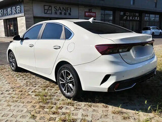 2023 Kia K3 II (China Market) Рестайлинг, белый, 1450217 рублей, вид 4