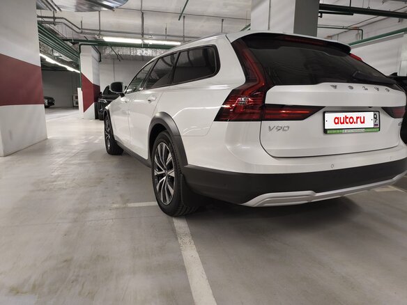 2024 Volvo V90 Cross Country I Рестайлинг, белый, 8400000 рублей - вид 7