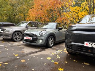 2020 Mini Hatch Cooper III (F55/F56) Рестайлинг, серый, 1850000 рублей, вид 2