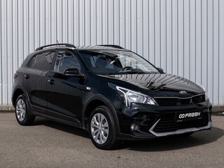 2021 Kia Rio X IV Рестайлинг, чёрный, 1650000 рублей, вид 1
