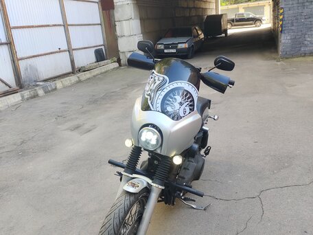 2007 Harley-Davidson Street Bob, серый, 800000 рублей, вид 2