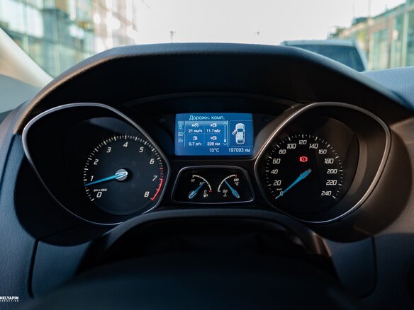 2012 Ford Focus III, белый, 900000 рублей - вид 13