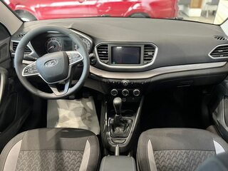 2026 Lada (ВАЗ) Vesta SW I Рестайлинг (NG), серебристый, 1835000 рублей, вид 2