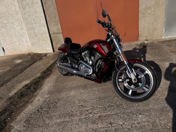 2009 Harley-Davidson V-Rod Muscle, красный, 1450000 рублей - вид 4