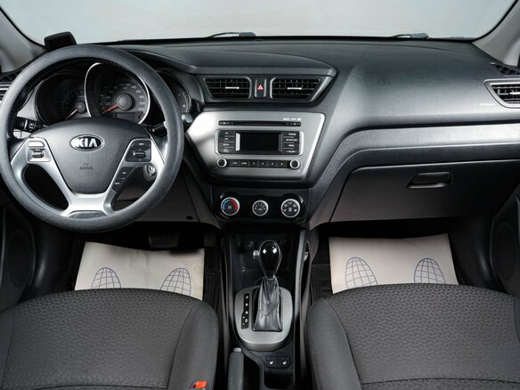 2015 Kia Rio III Рестайлинг, красный, 1169000 рублей - вид 11