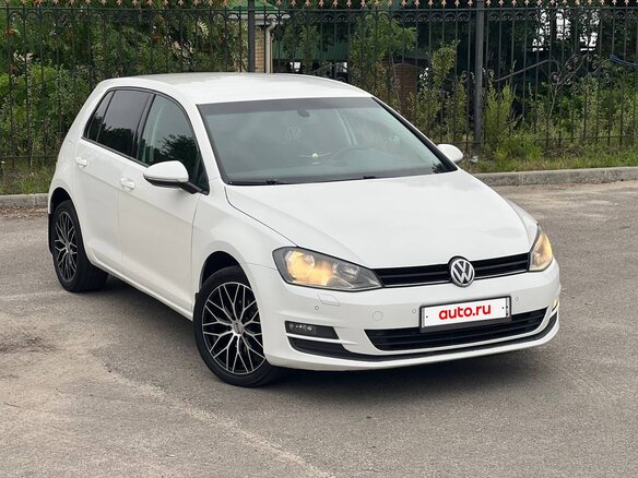 2014 Volkswagen Golf VII, белый, 1100000 рублей - вид 3