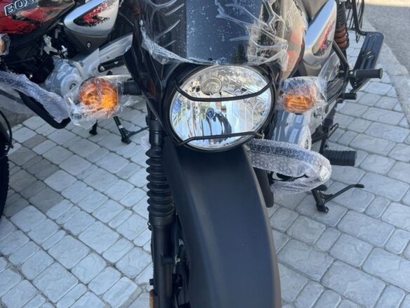 2026 Bajaj Boxer BM 150X, чёрный, 160000 рублей - вид 2
