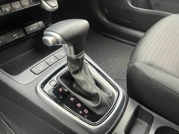 2021 Kia Rio IV Рестайлинг, белый, 1849000 рублей - вид 18