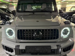 2026 Mercedes-Benz G-Класс AMG 63 AMG II (W465) Рестайлинг, серый, 32620000 рублей, вид 3