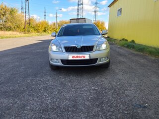 2012 Skoda Octavia II (A5) Рестайлинг, серебристый, 800000 рублей, вид 2