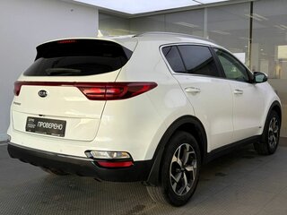 2020 Kia Sportage IV Рестайлинг, белый, 2320000 рублей, вид 5