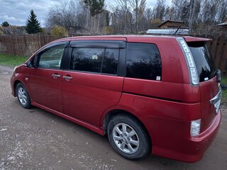 2011 Toyota ISis I Рестайлинг, красный, 850000 рублей, вид 5