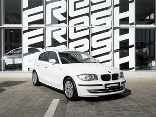 2008 BMW 1 серии 116i I (E81/E82/E87/E88) Рестайлинг, белый, 648000 рублей, вид 1