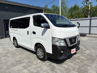 2017 Nissan NV350 Caravan I Рестайлинг, белый, 2440000 рублей, вид 3