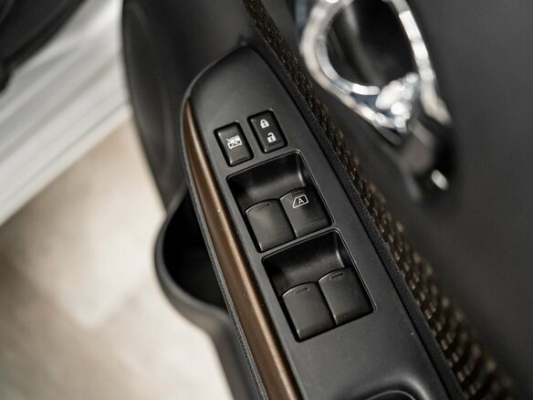 2017 Nissan Note II Рестайлинг, серый, 1125000 рублей - вид 15