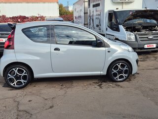 2012 Peugeot 107 I Рестайлинг 2, серый, 650000 рублей, вид 3