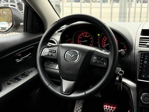 2012 Mazda 6 II (GH) Рестайлинг, серебристый, 770000 рублей - вид 16