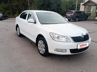 2012 Skoda Octavia II (A5) Рестайлинг, белый, 720000 рублей, вид 2