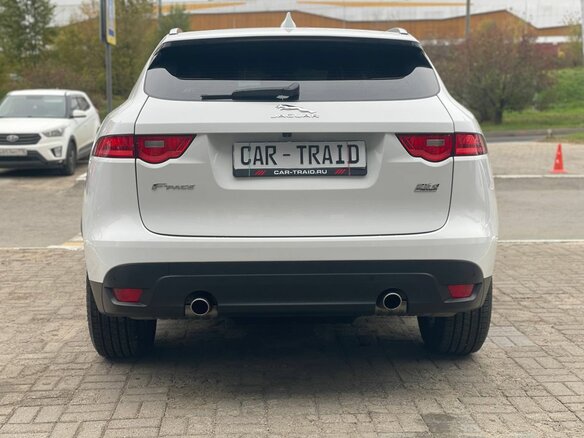 2018 Jaguar F-Pace I, белый, 2250000 рублей - вид 5