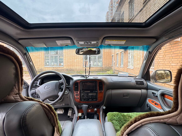 1998 Lexus LX 470 II, серый, 2200000 рублей - вид 18