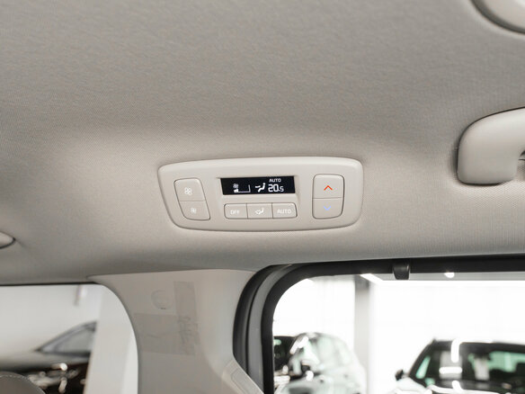 2026 Kia Carnival IV Рестайлинг, серый, 7200000 рублей - вид 17
