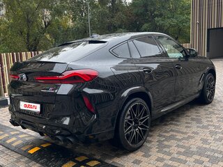 2021 BMW X6 M Competition III (F96), чёрный, 10800000 рублей, вид 3