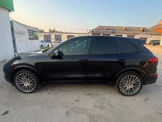 2018 Porsche Cayenne Diesel II Рестайлинг (958), чёрный, 3600000 рублей, вид 5