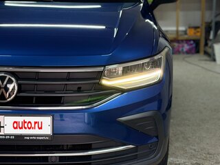 2021 Volkswagen Tiguan II Рестайлинг, синий, 2630000 рублей, вид 3