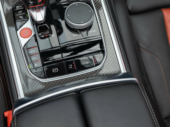 2022 BMW M8 Competition I (F91/F92/F93), серый, 13990000 рублей - вид 24