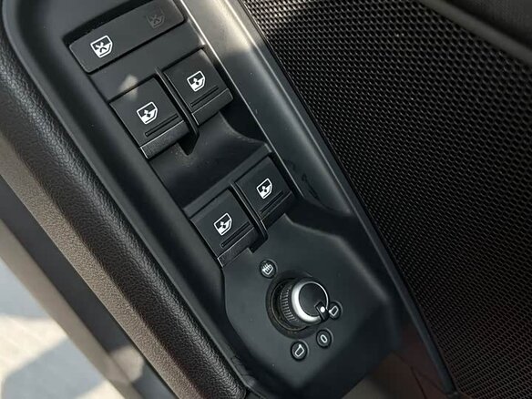 2022 Audi A3 35 TFSI Long IV (8Y), красный, 1750008 рублей - вид 9