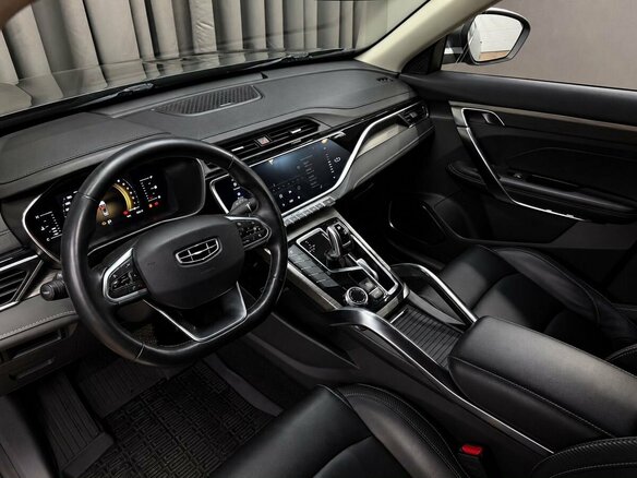 2023 Geely Atlas Pro, серый, 1599900 рублей - вид 5