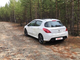 2012 Peugeot 308 I Рестайлинг, белый, 377000 рублей, вид 1